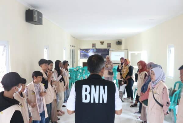 BNN Kabupaten Sumedang Galang Keluarga Tangguh Anti Narkoba: Mengelola Stress dan Menjaga Kesehatan Mental Bersama!