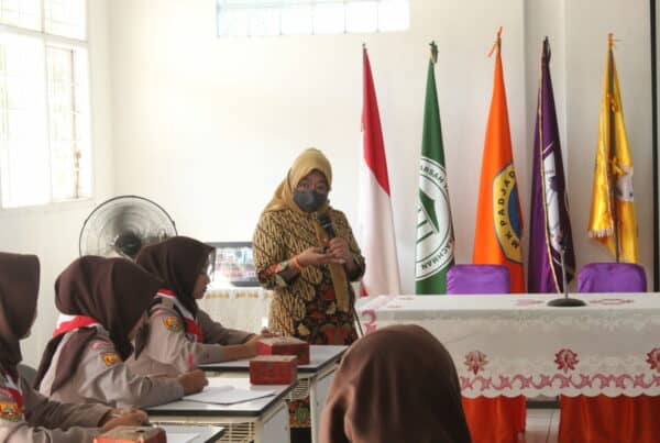 Pertemuan ke IV Dialog Interaktif Remaja: SMK Padjadjaran Teguhkan Komitmen Anti Narkoba Pertemuan ke IV Dialog Interaktif Remaja: SMK Padjadjaran Teguhkan Komitmen Anti Narkoba