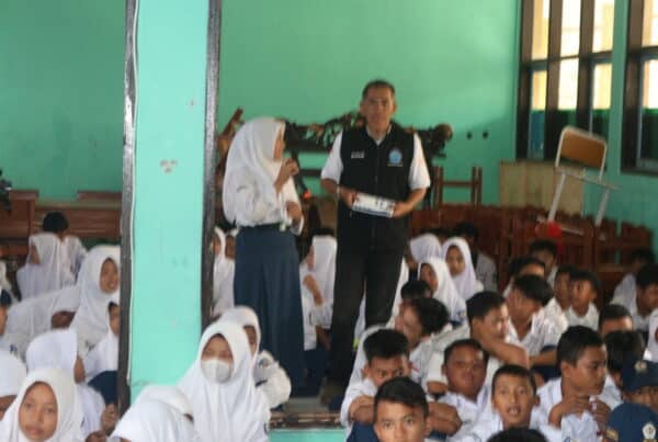 Mencegah Narkotika, Membangun Solidaritas: BNN Sumedang dan SMK Muhammadiyah 2 Gelar Dialog P4GN