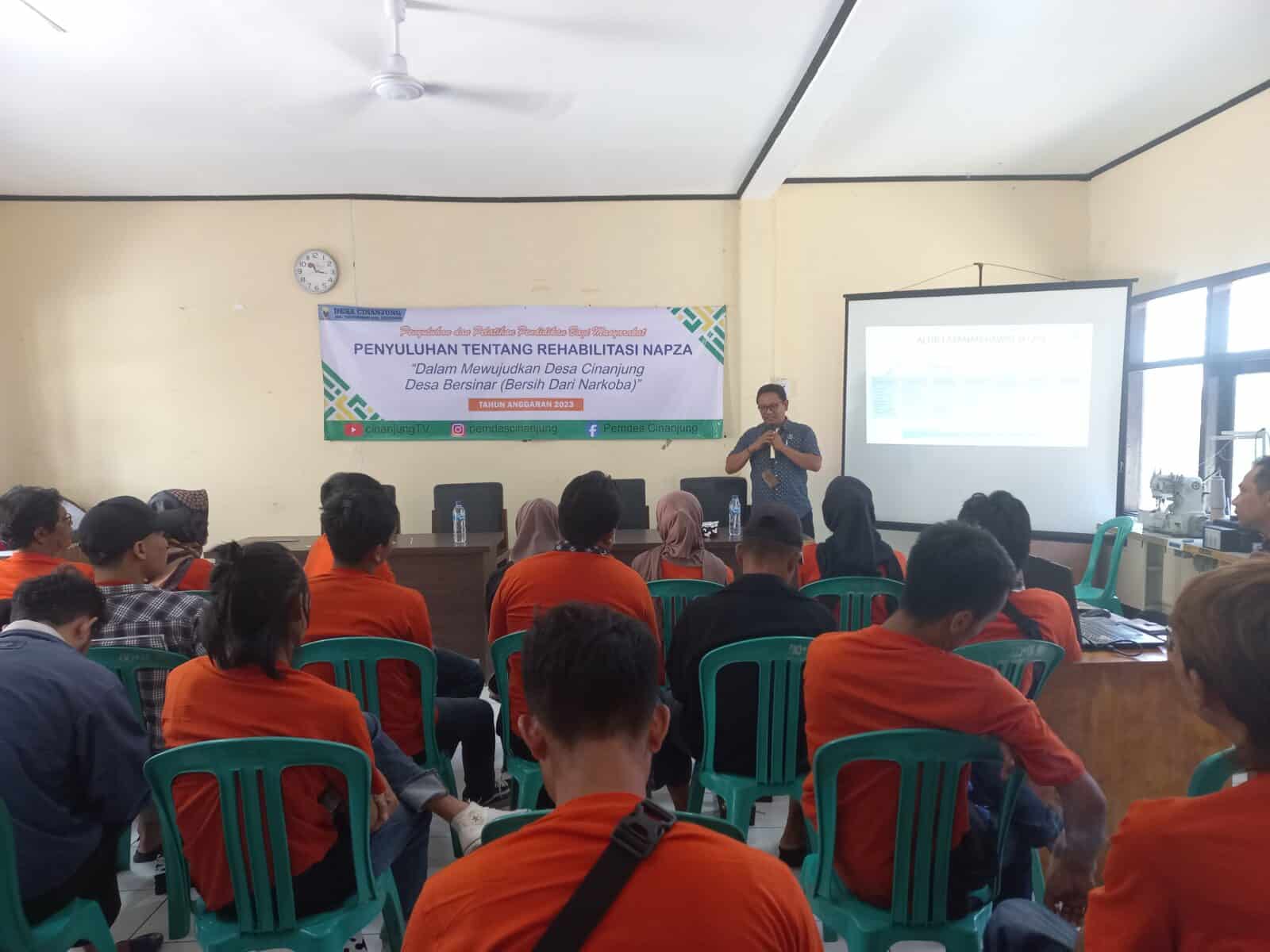 Pulihkan Hidup dari Jerat NAPZA: Kegiatan Penyuluhan di Desa Cinanjung Beri Harapan Baru 1000037087 a4f68146dcd253f09fa80027f69810a1 27 7 2023 11.17.23