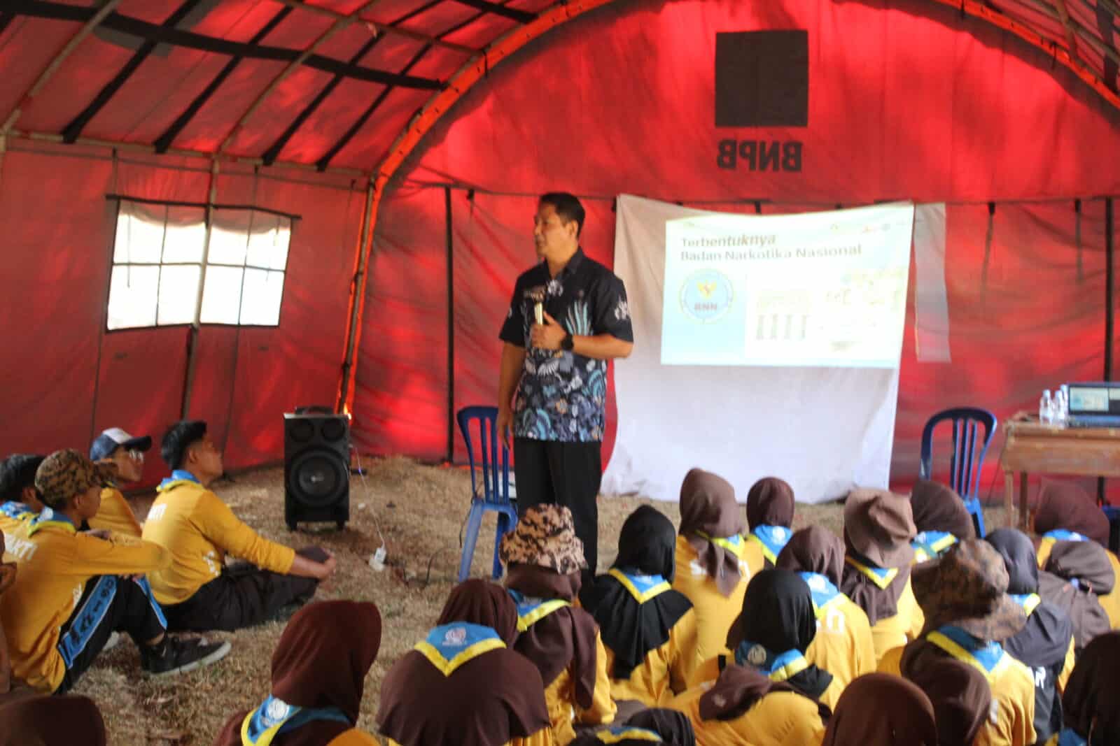 BNN Kabupaten Sumedang Melibatkan Para Kepala Desa, Lurah, dan Kepala Dinas dalam Kegiatan Test Urine di Lingkungan Pusat Pemerintahan Kabupaten Sumedang BNN Kabupaten Sumedang Melibatkan Para Kepala Desa, Lurah, dan Kepala Dinas dalam Kegiatan Test Urine di Lingkungan Pusat Pemerintahan Kabupaten Sumedang